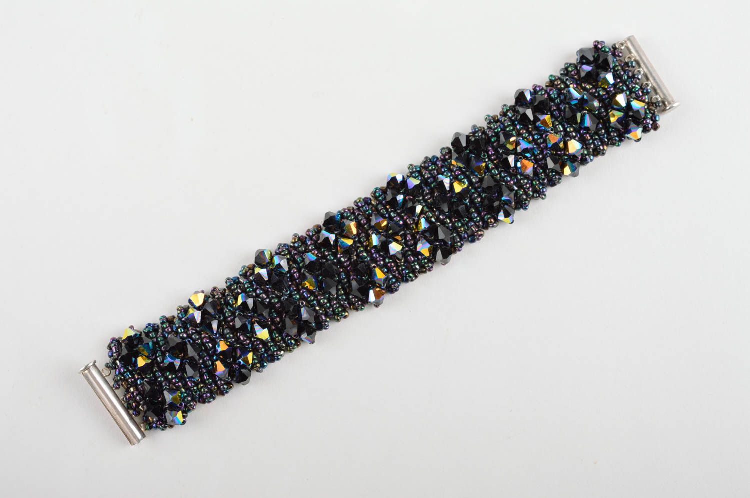 Handmade black seed beads adjustable wrist bracelet for women photo 3
