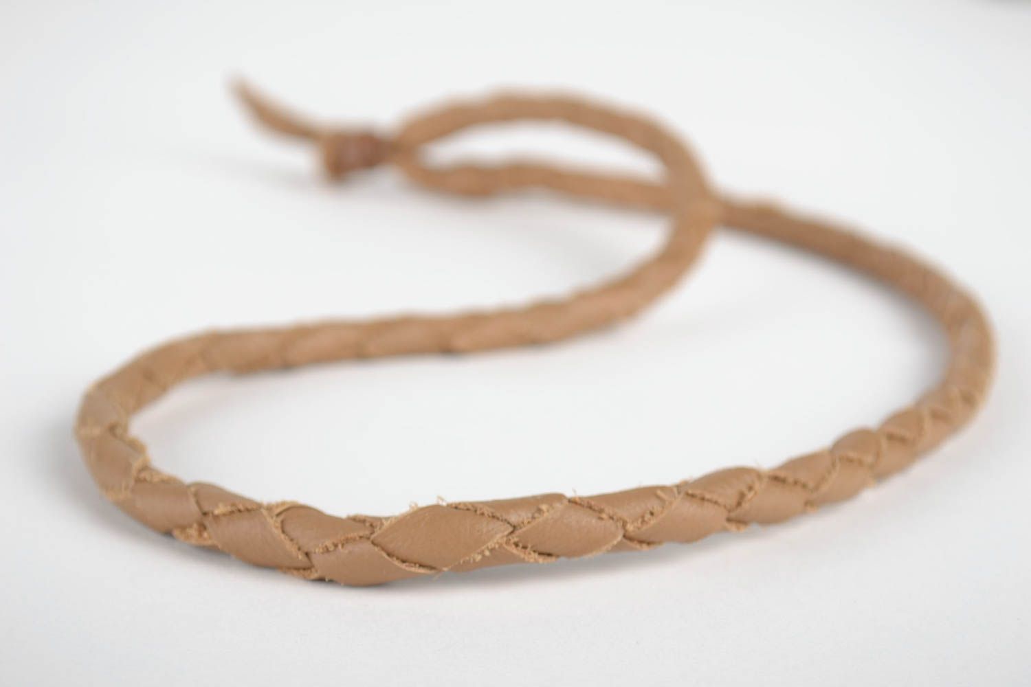 Плетеный браслет из кожи украшения ручной работы украшение из натуральной кожи  фото 3
