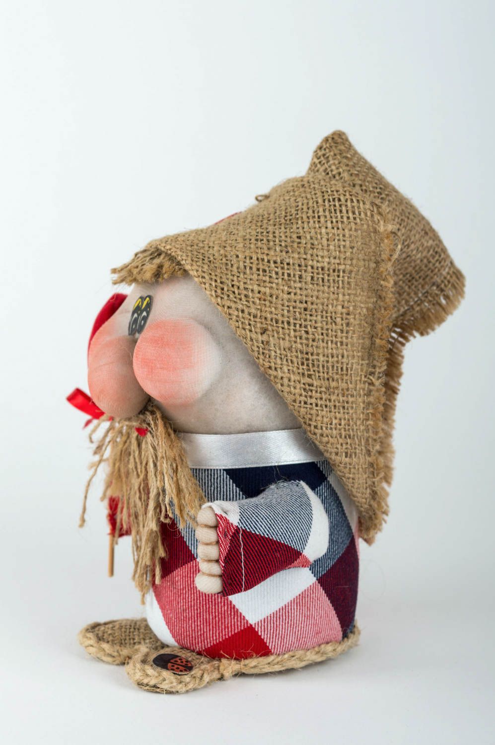 Текстильная кукла домовенок с сердечком ручной работы для декора интерьера фото 4