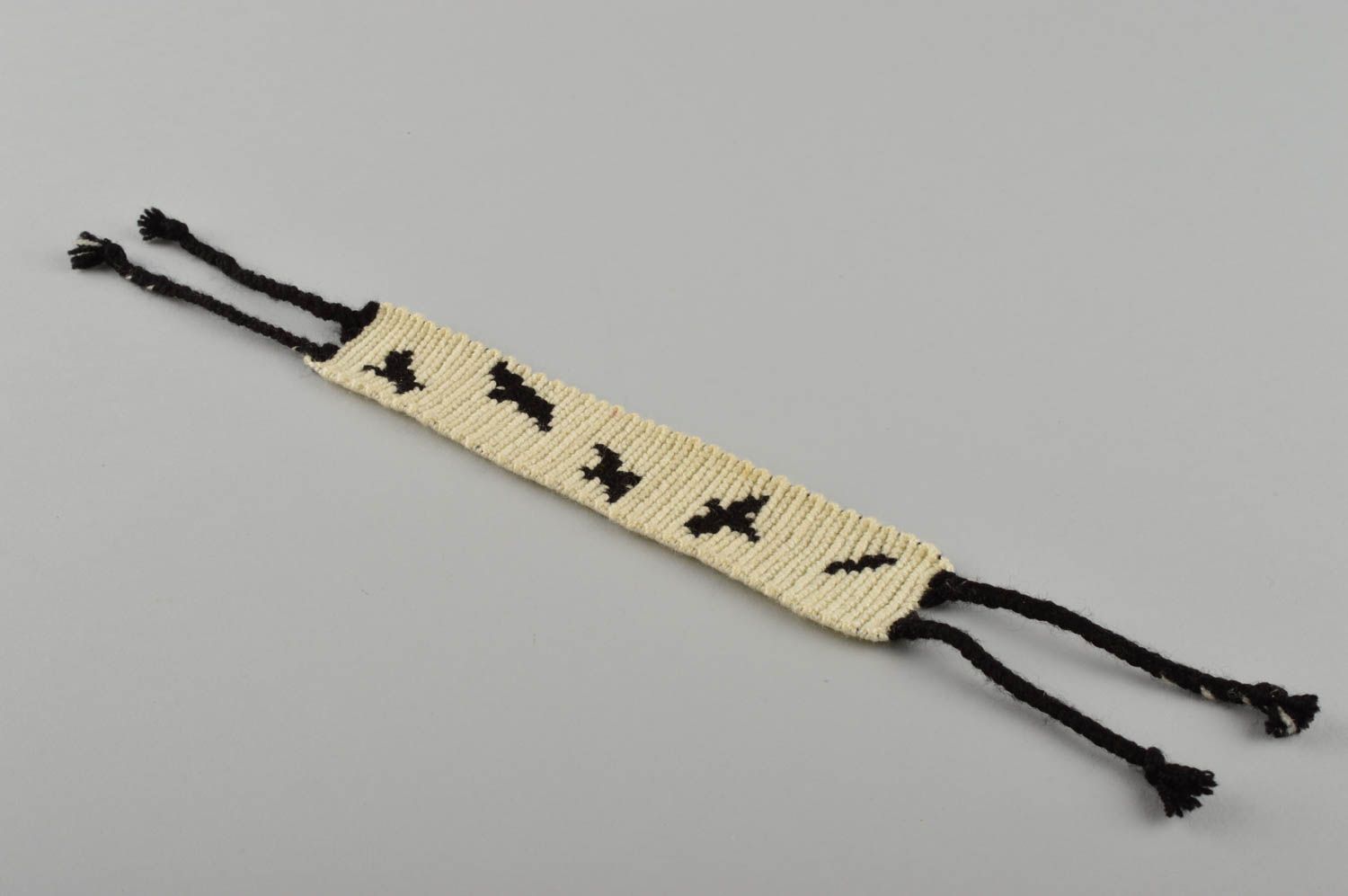 Pulsera trenzada de hilos hecha a mano pulsera de moda accesorio para mujer  foto 1