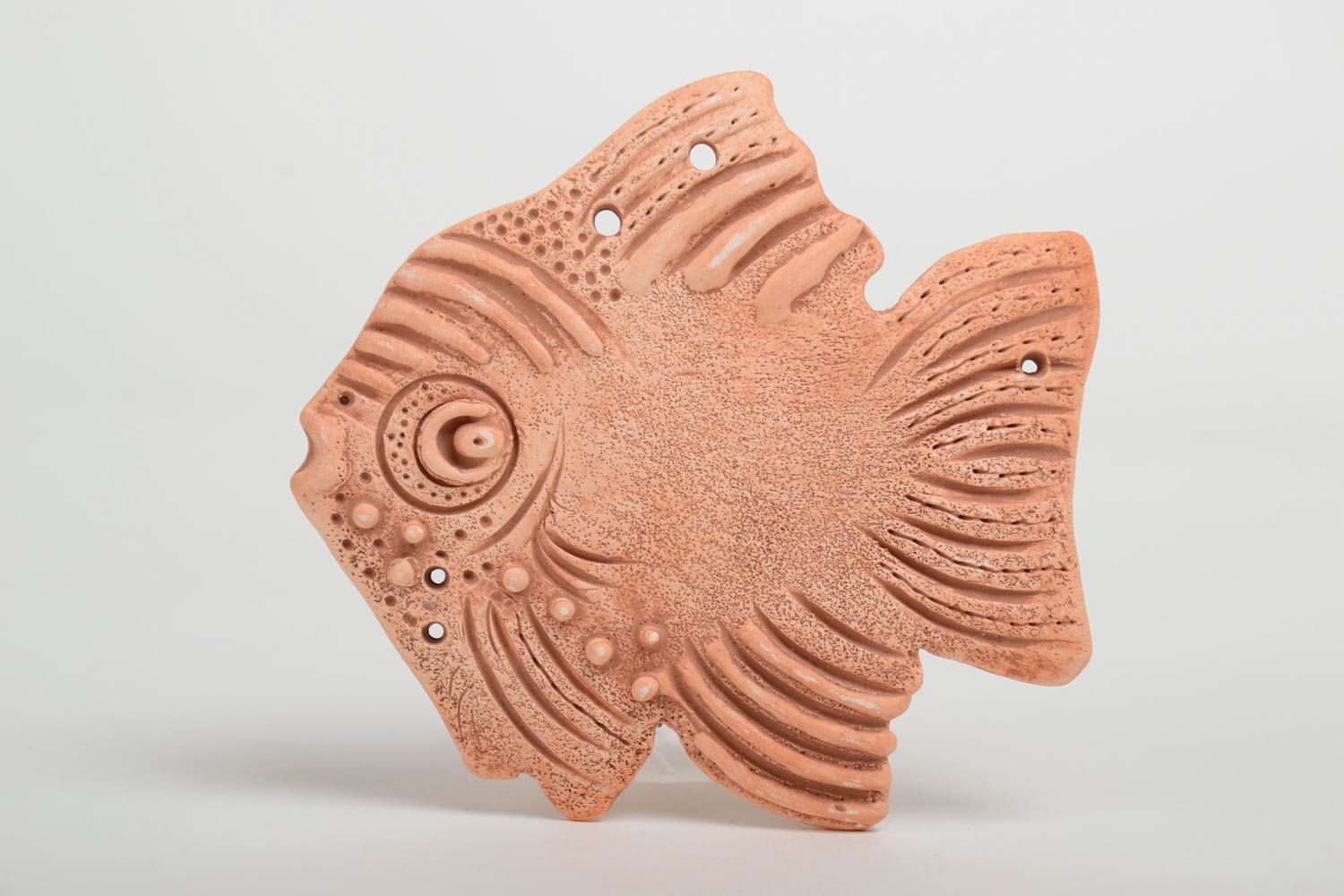 Ton Anhänger Rohling mit Löchern Geschenk Frauen handmade in Form vom Fisch foto 2