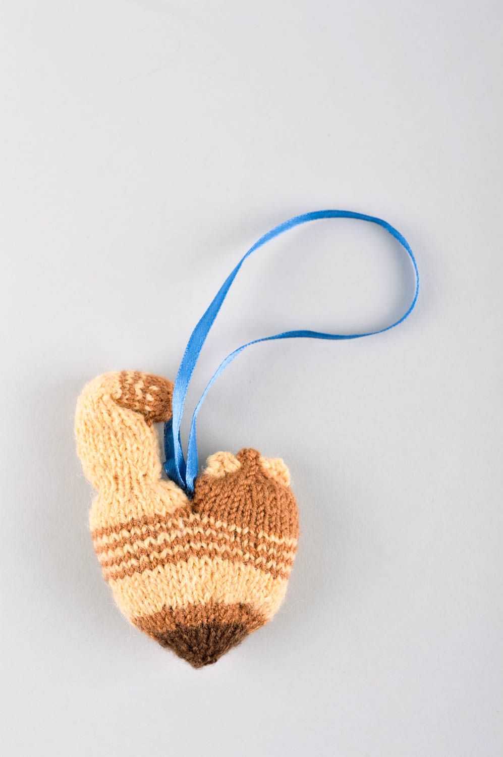 Игрушка крючком ручной работы елочная игрушка декоративная подвеска котик фото 3