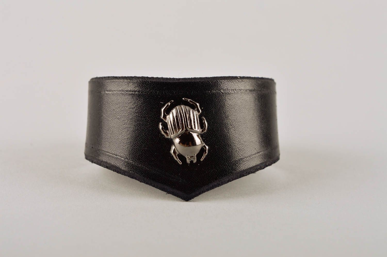 Bracelet cuir Bijoux fait main de couleur noire unisexe Accessoires cuir photo 3
