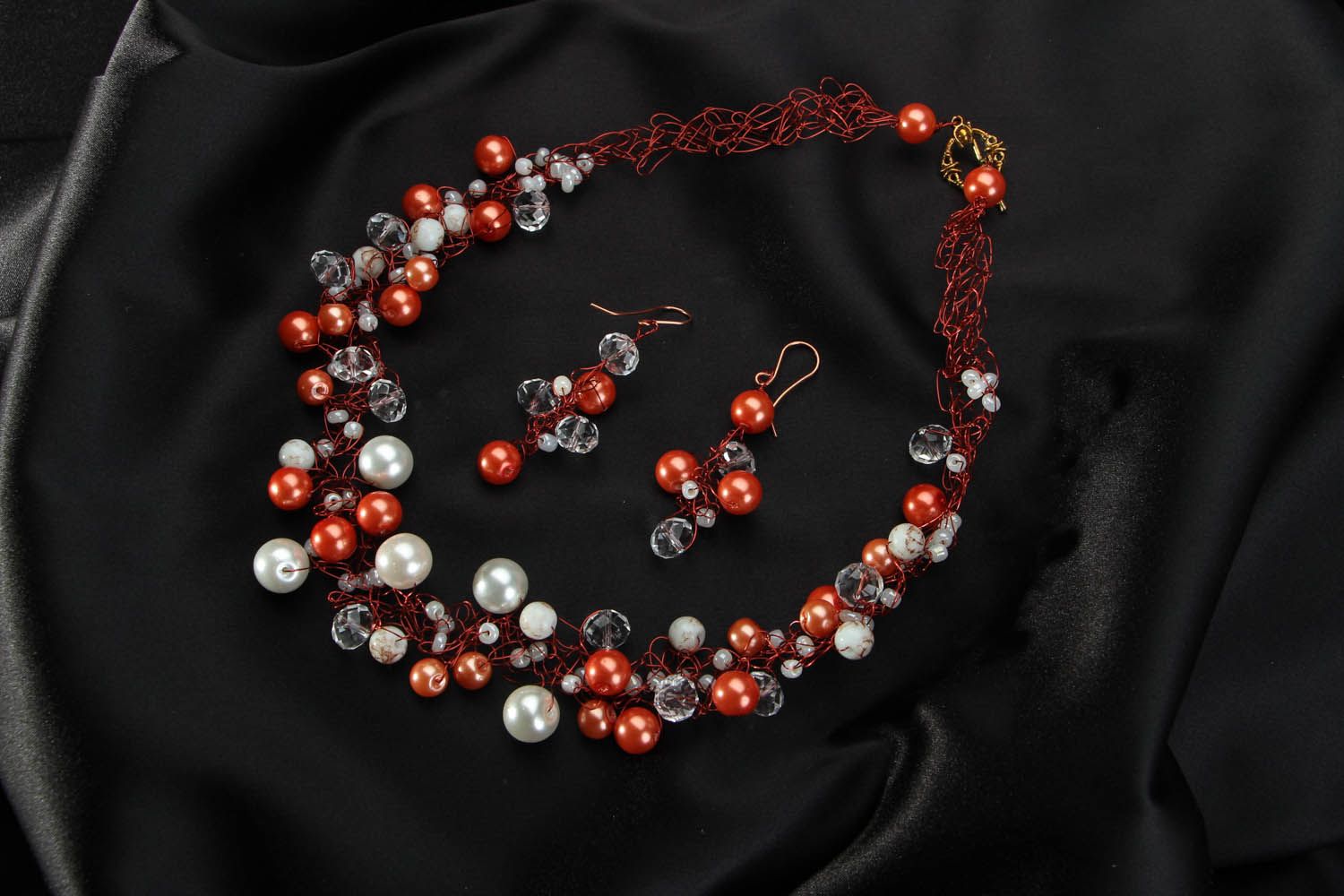 Set of necklace and earrings photo 1