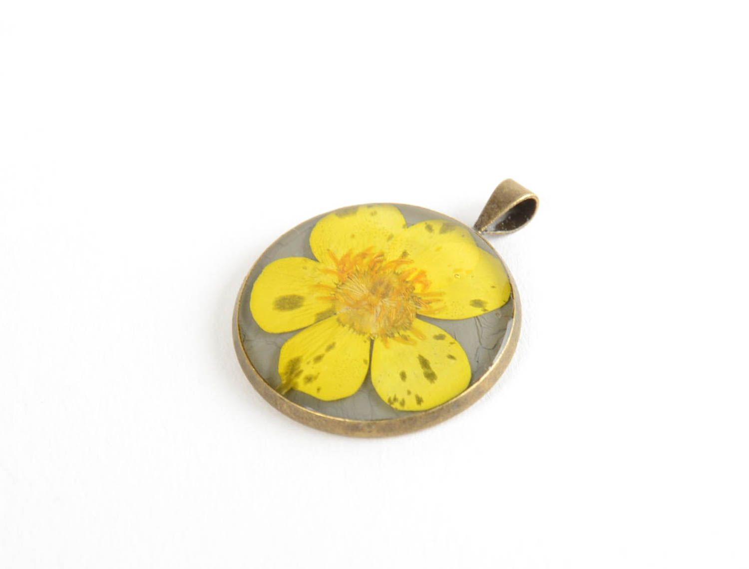 Handmade yellow round pendant necklace with dried flowers and epoxy resin photo 5