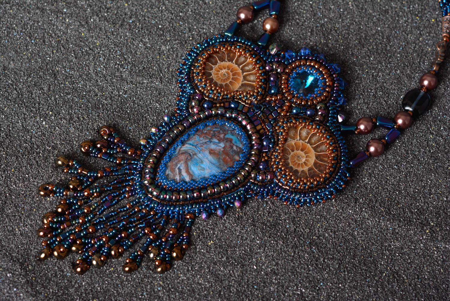 Collier perles de rocaille Bijou fait main agate ammonites Accessoire femme photo 3