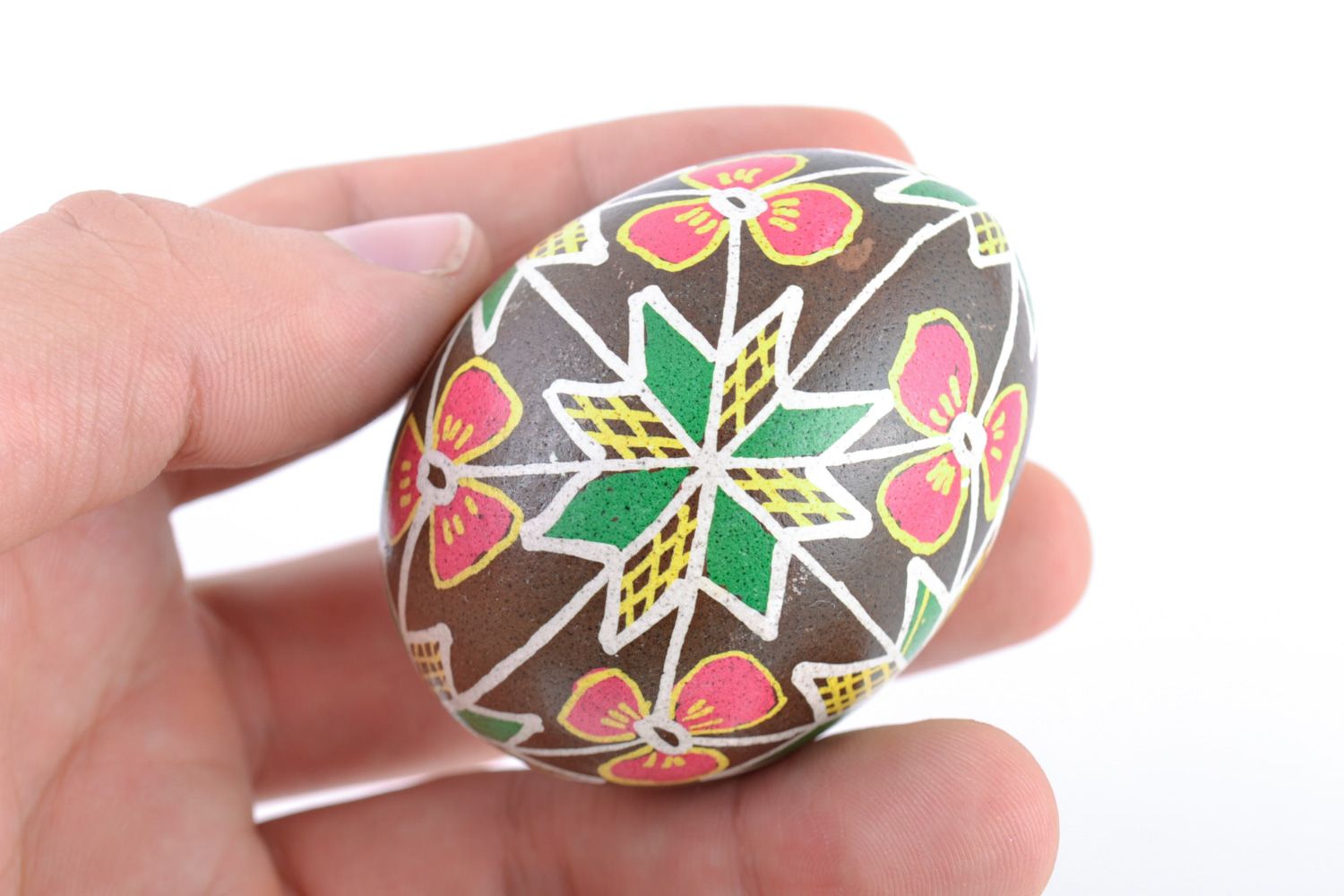 Handmade traditional decorative painted egg with floral ornament Easter decor photo 2