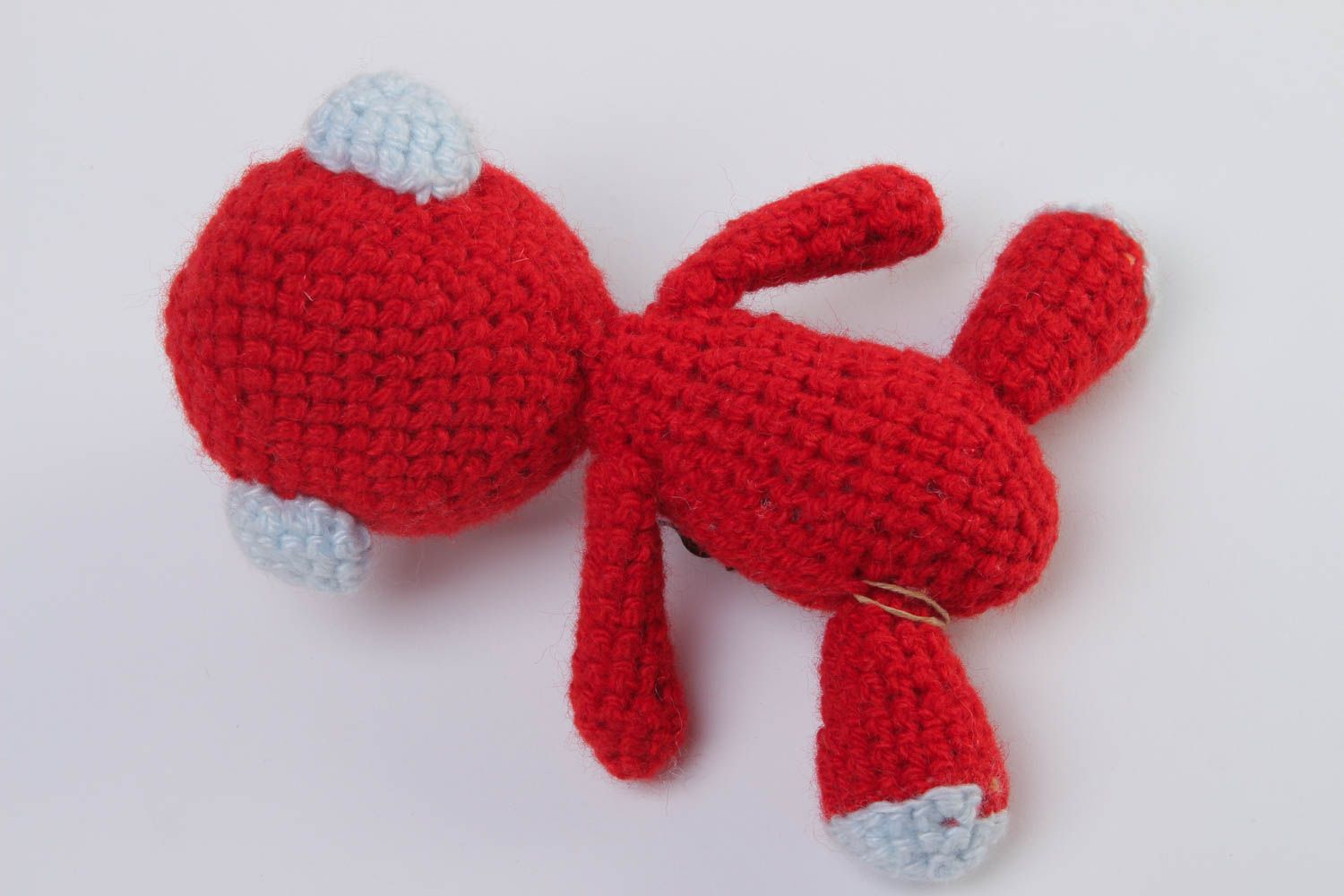 Jouet ours rouge fait main Peluche tricotée au crochet mi-laine Cadeau enfant photo 4