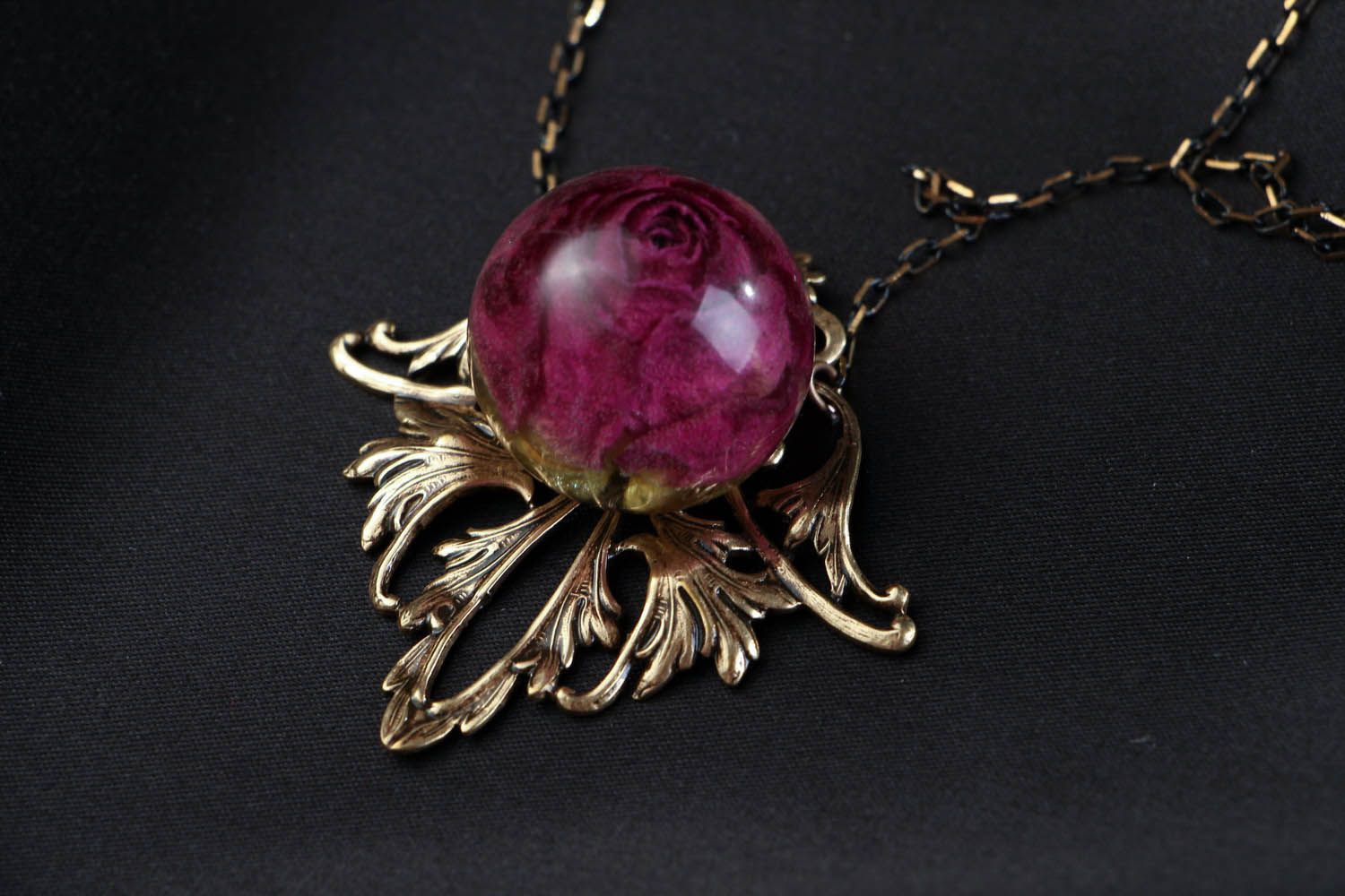 Pendant with Rose  photo 1