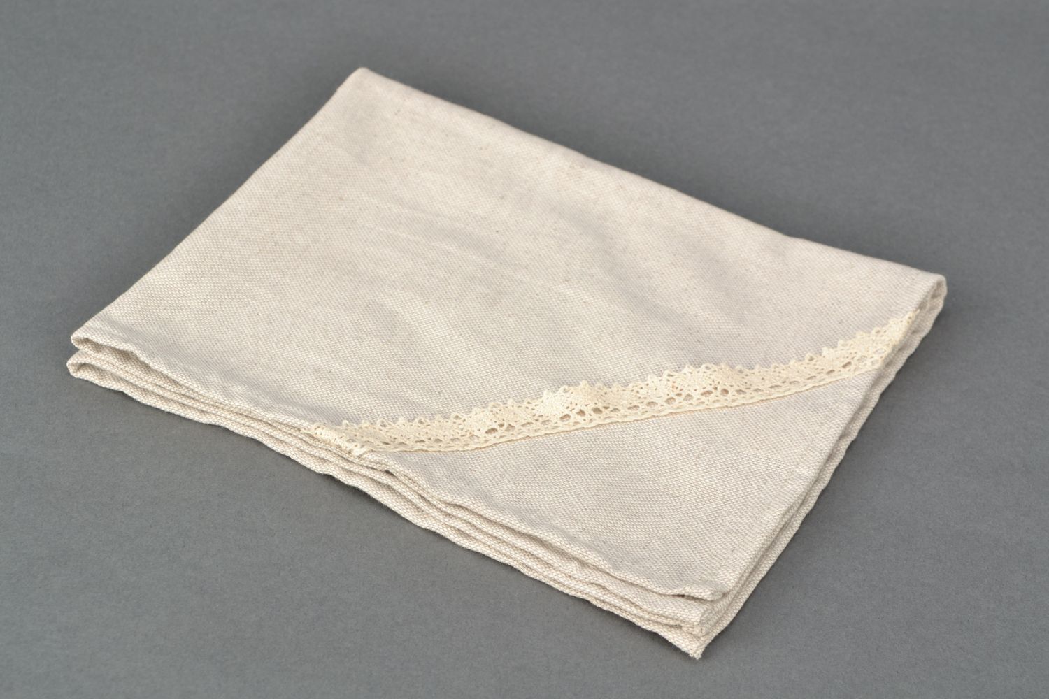 Serviette de table en tissu de coton et polyamide carrée blanche faite main photo 3