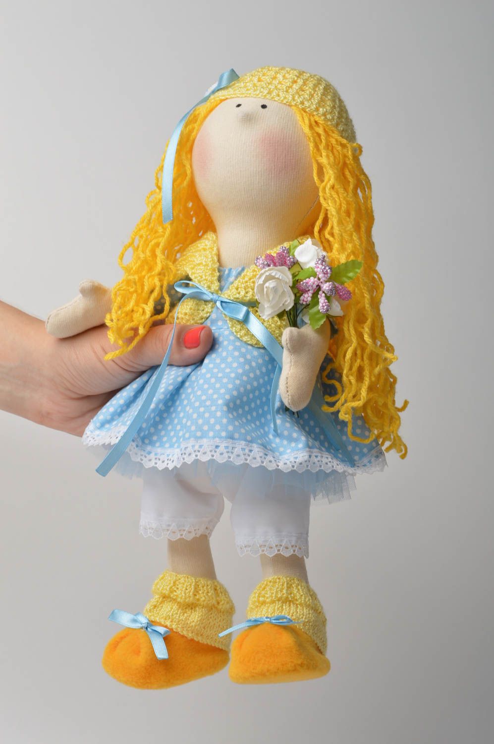 Spielzeug Puppe handmade Künstler Puppe Wohnzimmer Deko in Gelb Blau schön foto 1