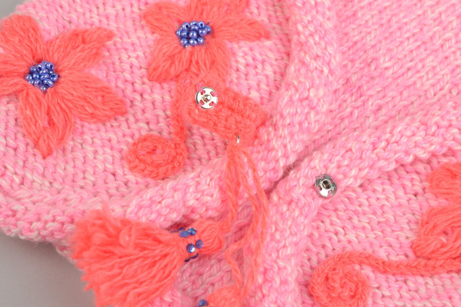 Gilet a maglia per bambina fatto a mano gilet bambina di acrilico rosato
 foto 3