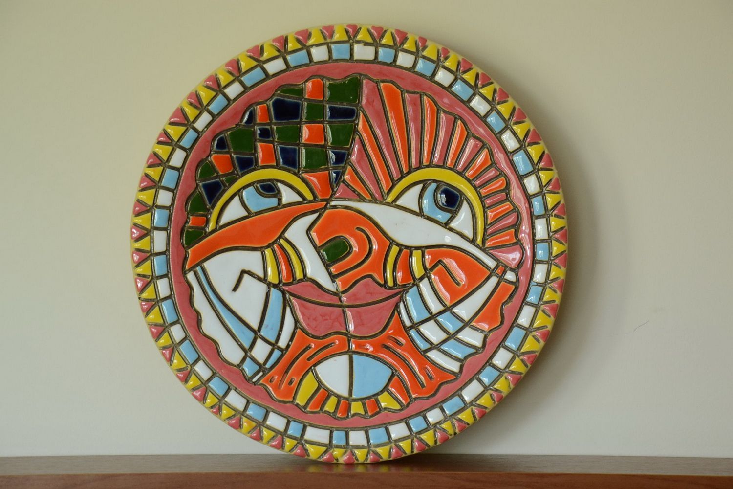Rundes handmade Wandbild aus Keramik mit Bemalung für Haus Dekoration schön foto 1