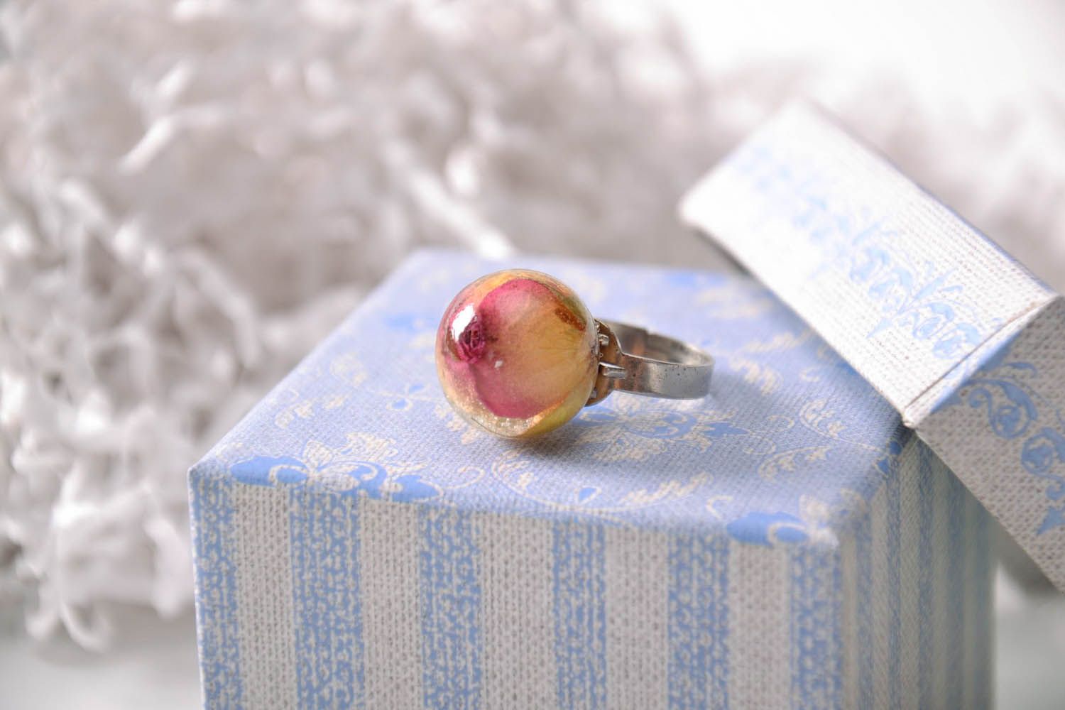 Ring with natural rose photo 1