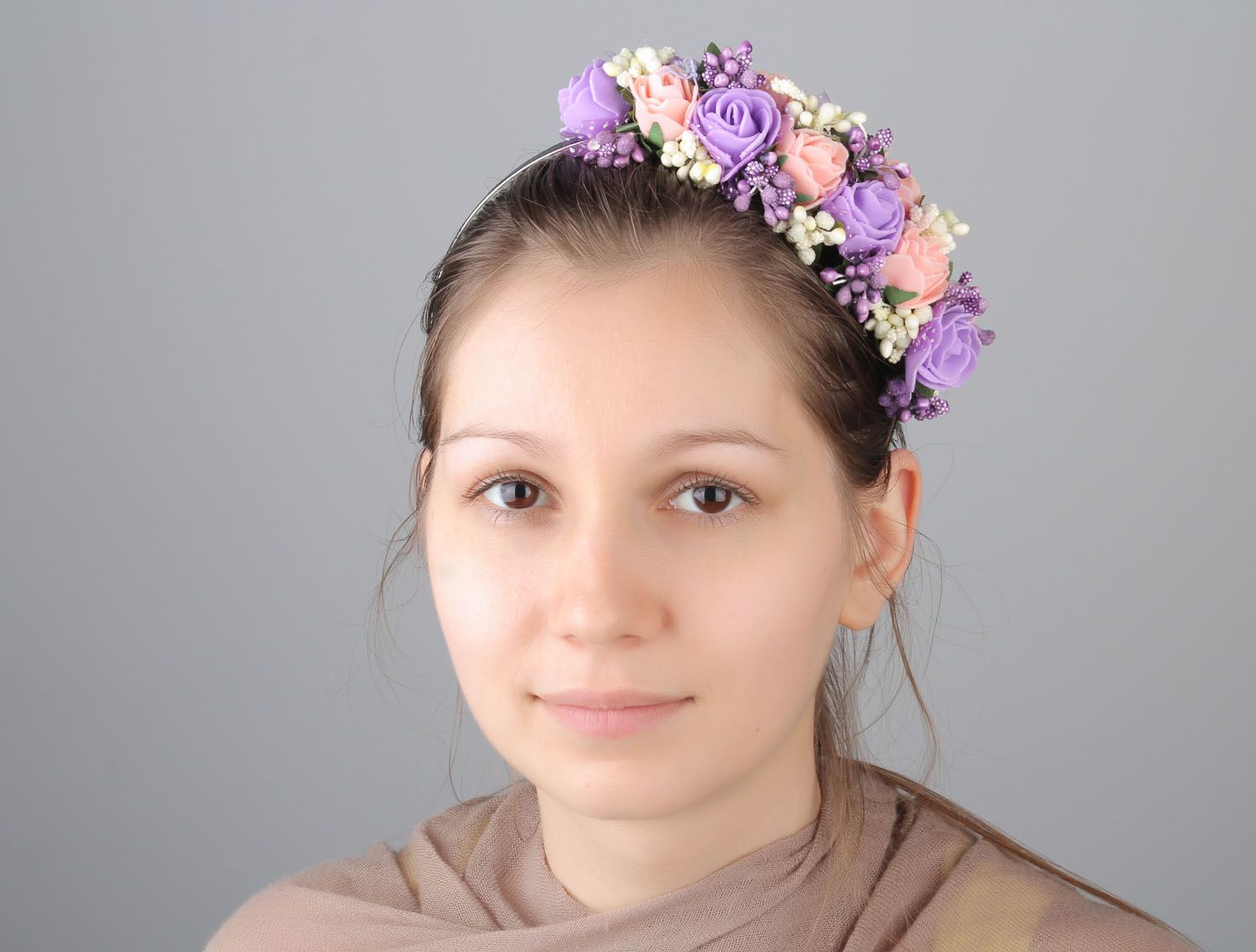 Asymmetric flower headband photo 5