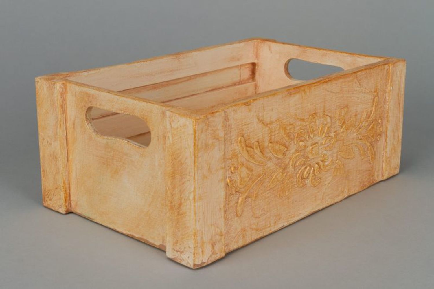 Wooden box decoupage photo 3