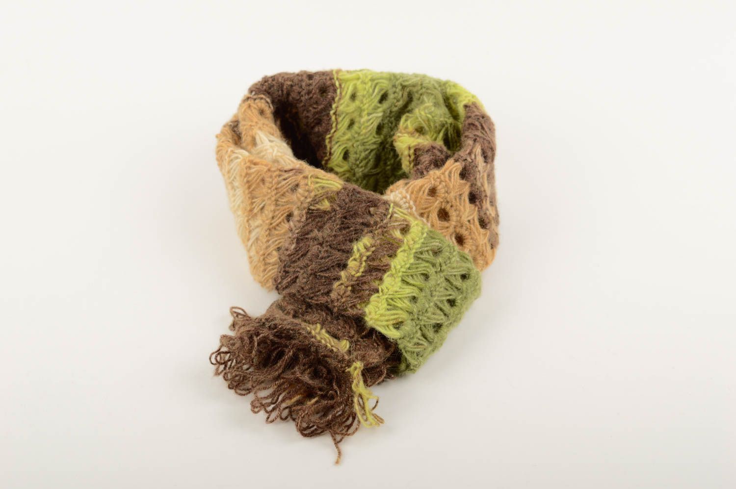 Écharpe faite main Écharpe femme tricotée en mohair au crochet Accessoire femme photo 4