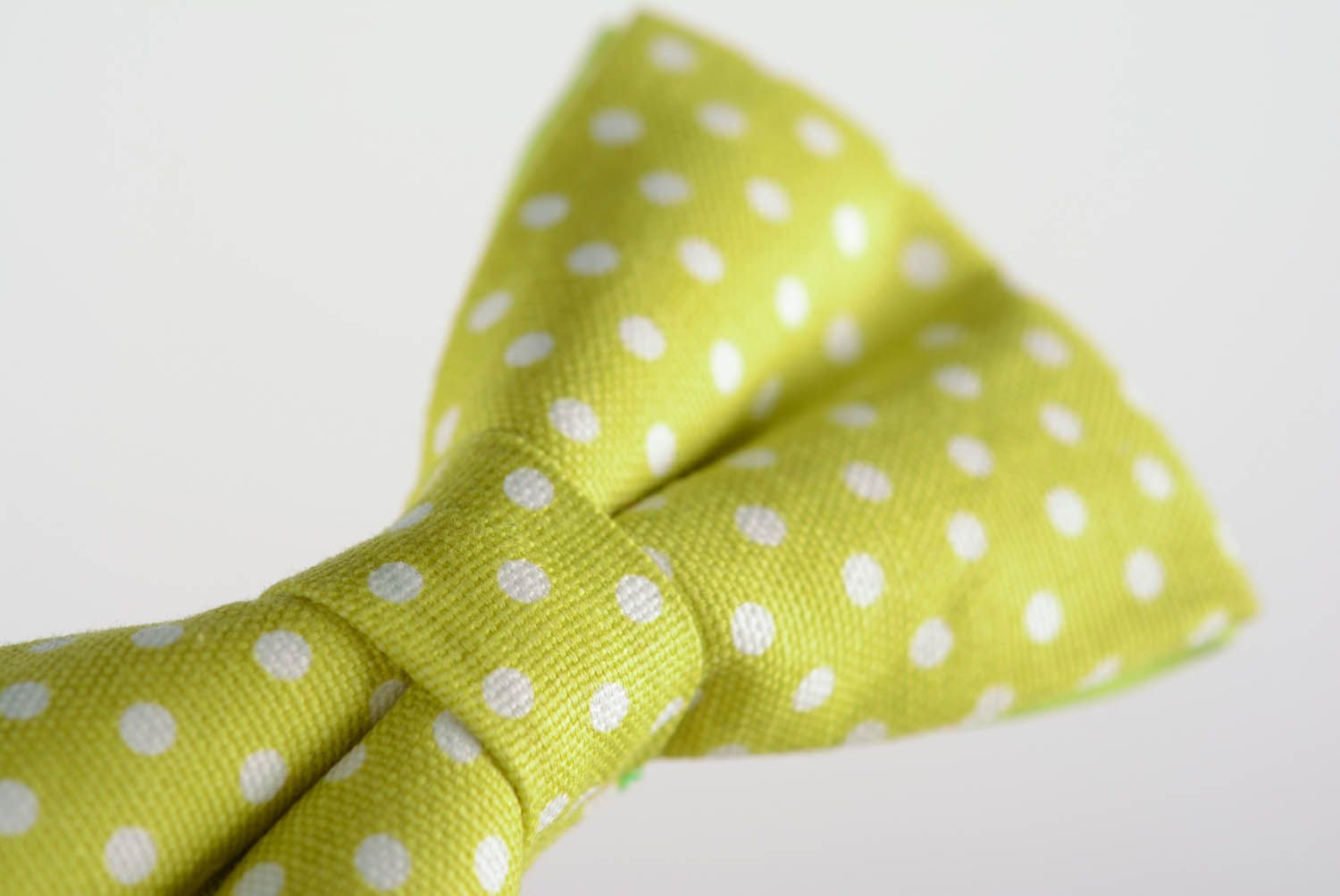 Lime green bow tie photo 4