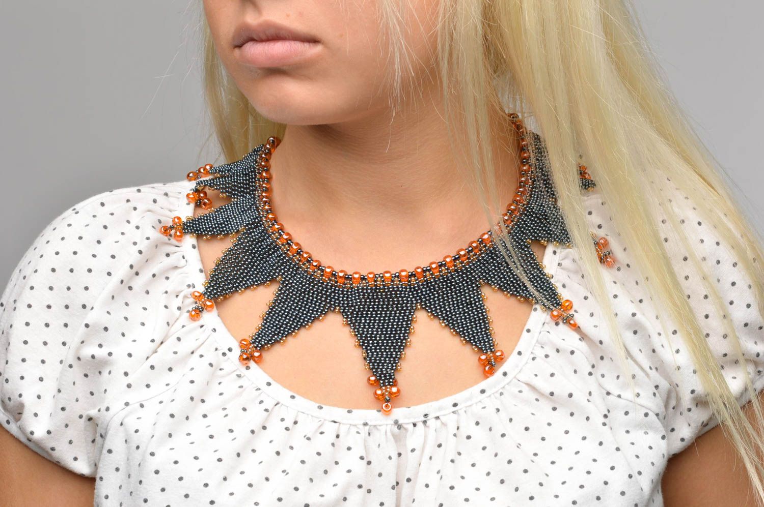 Collana di perline fatta a mano da donna di moda bigiotteria originale
 foto 3