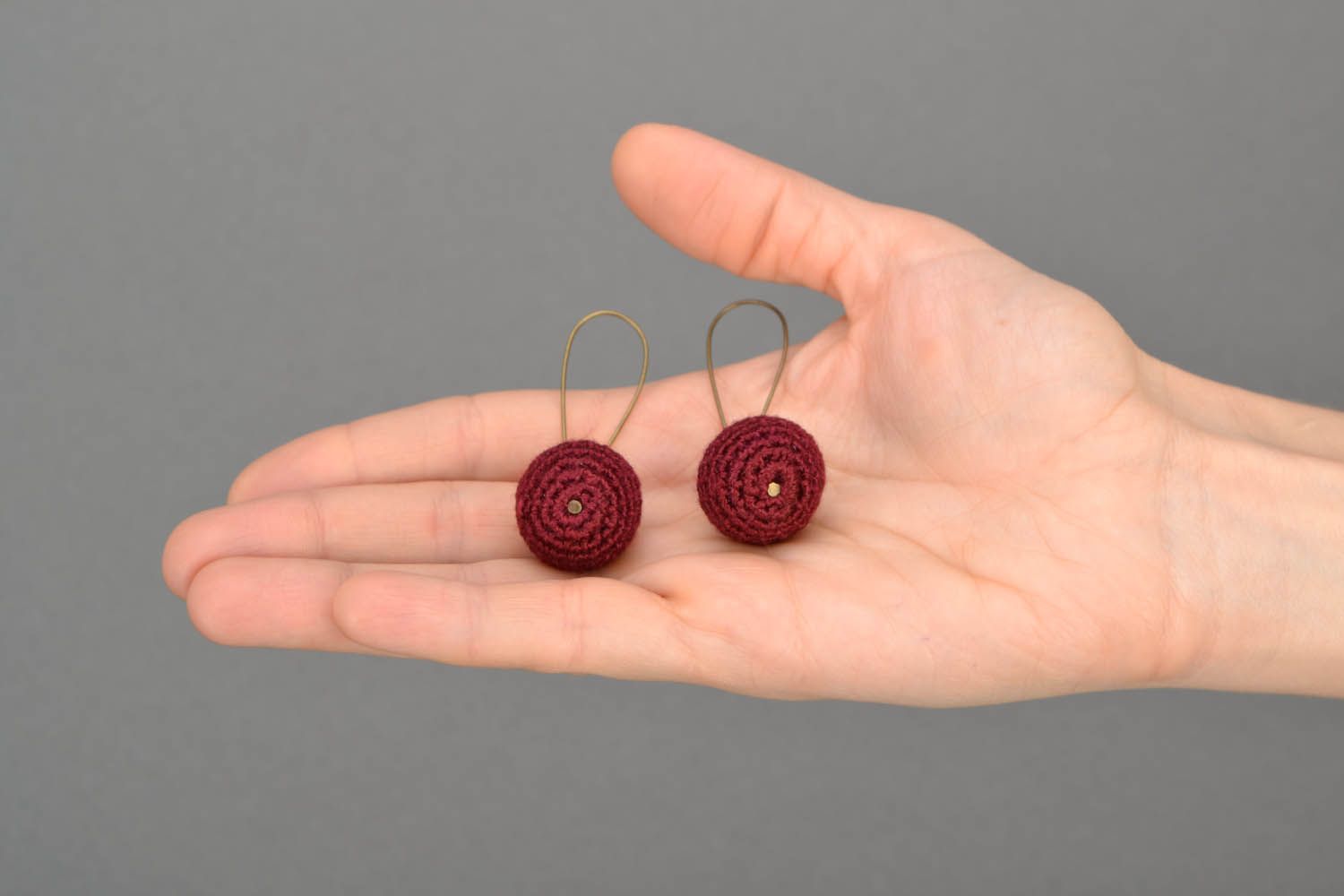 Round crochet earrings Cherries photo 2
