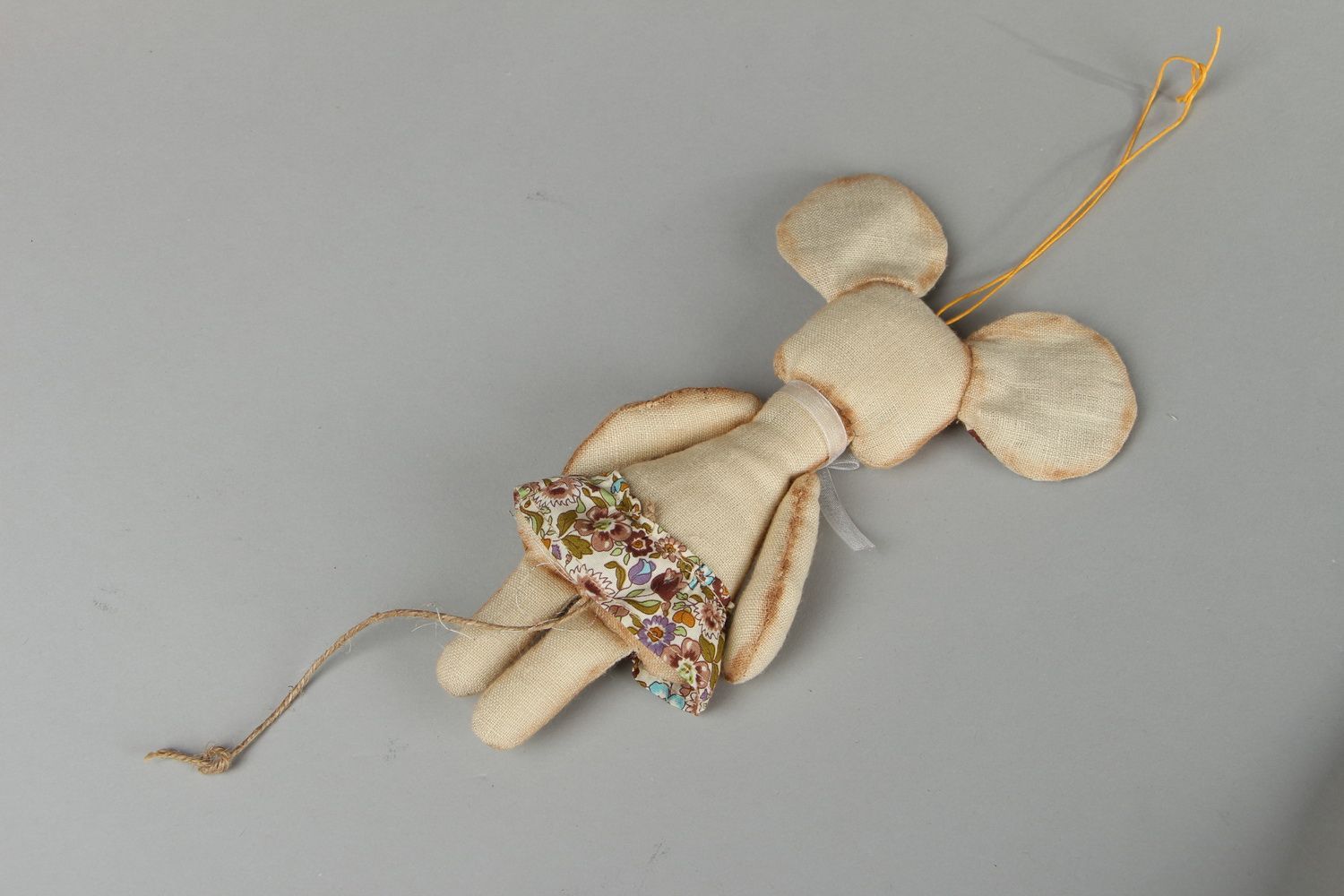 Topo in stoffa fatto a mano pupazzo di pezza morbida decorazione per casa  foto 3