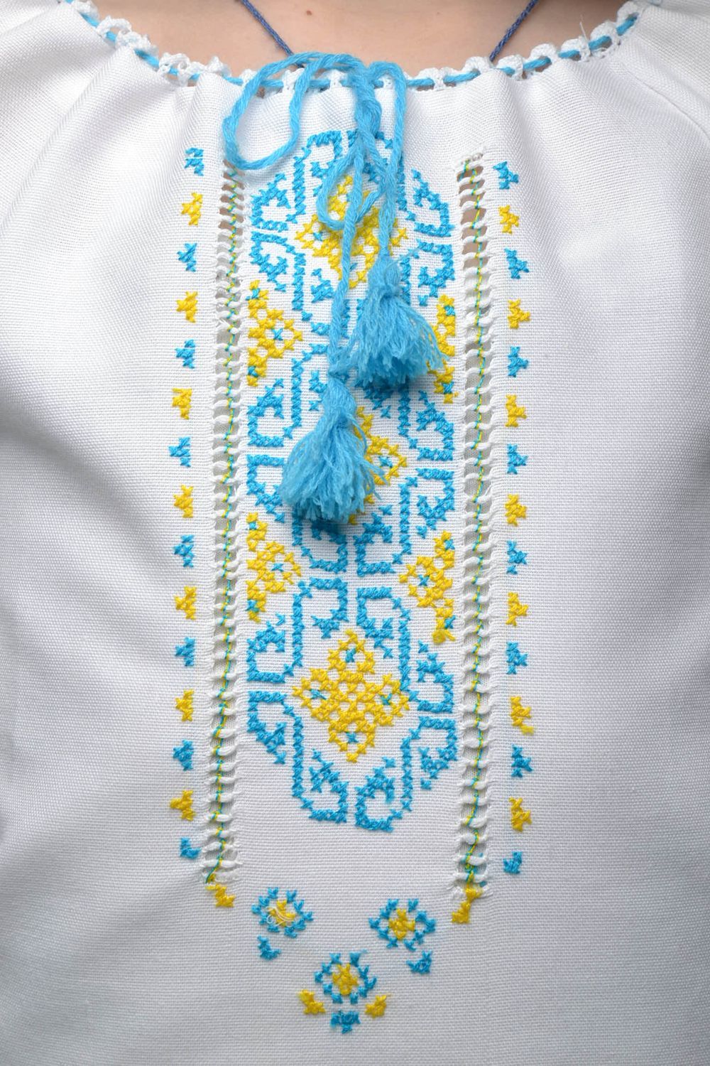 Embroidered shirt with long sleeves for 5-7 years old children photo 3