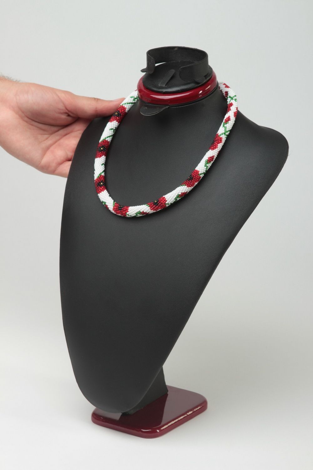 Collier spirale Bijou fait main perles de rocaille blanc rouge Accessoire femme photo 5