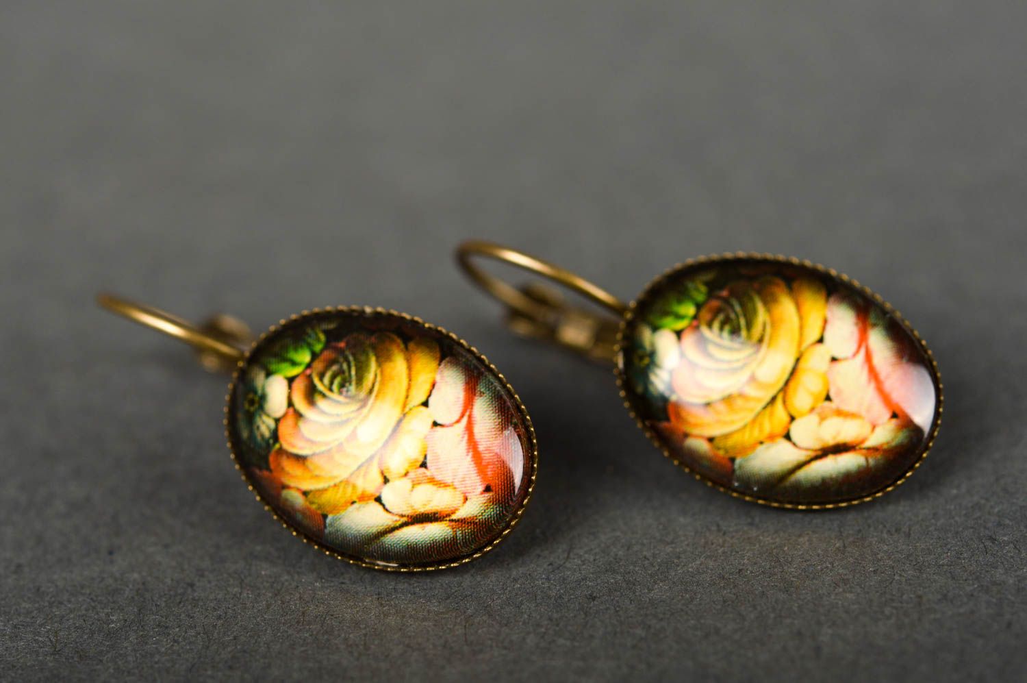 Серьги ручной работы женские серьги из металла серьги с кабошонами цветочные фото 2
