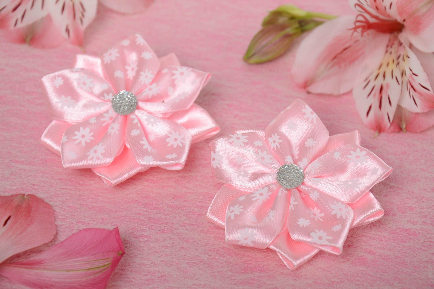 Handmade pink hair clips made of satin ribbons for kids 2 pieces photo 1
