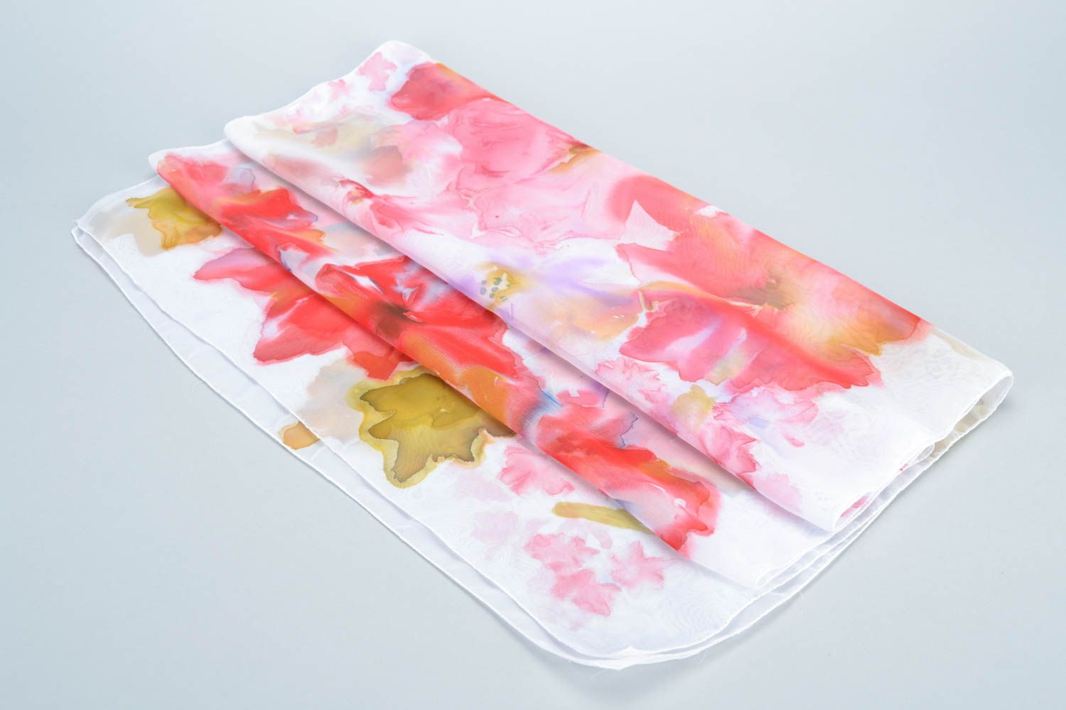 Модный шарф из искусственного шифона расписанный красками в технике батик хенд мэйд фото 2