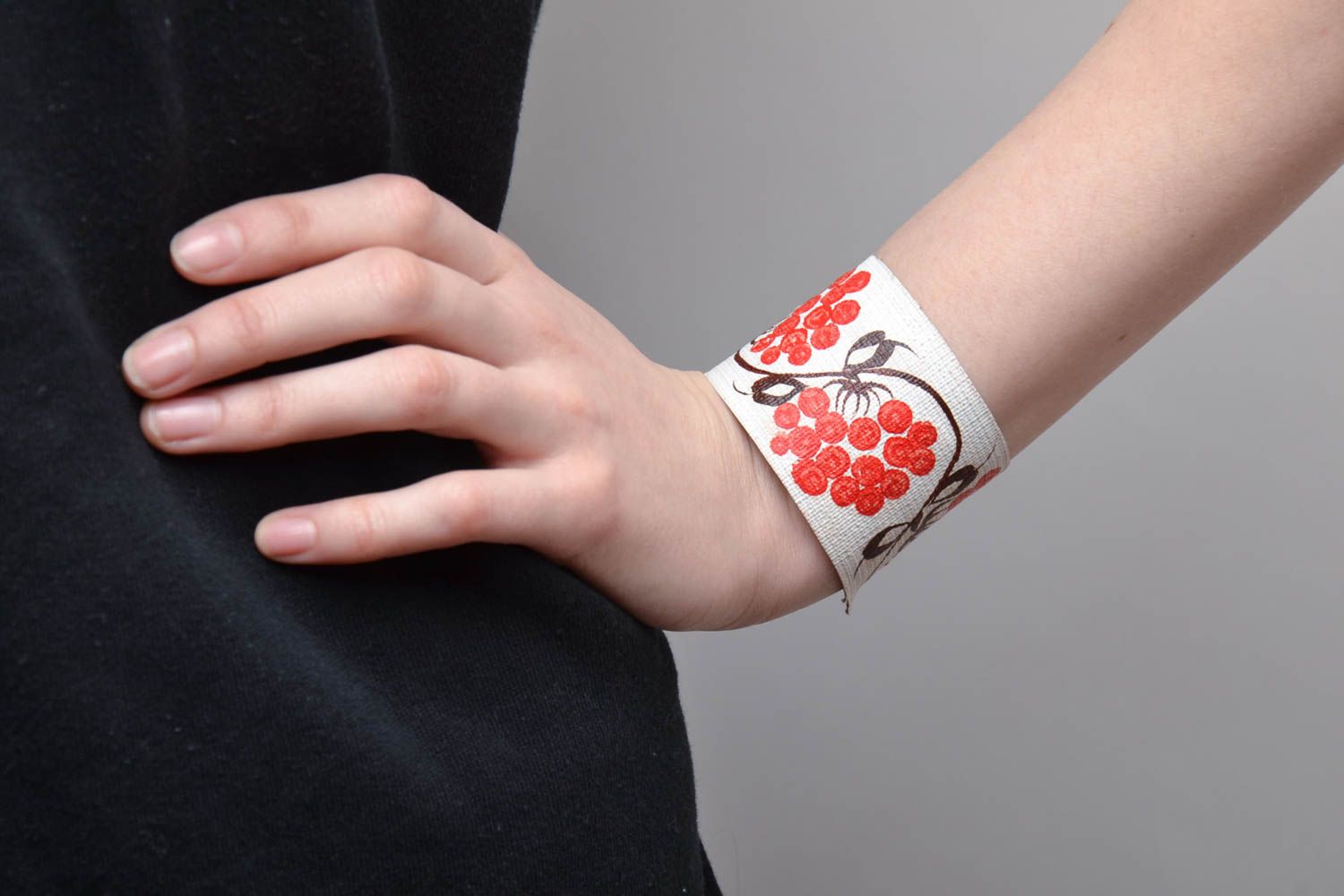 Textil Armband mit Petrykiwka Malerei foto 5