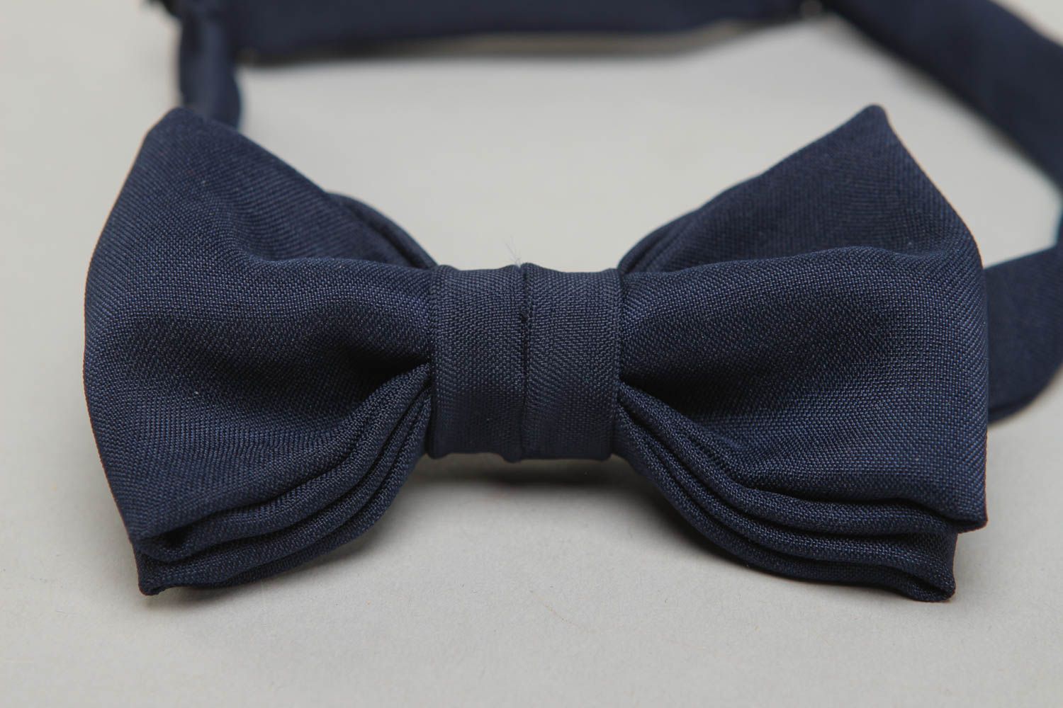 Dark blue fabric bow tie photo 2
