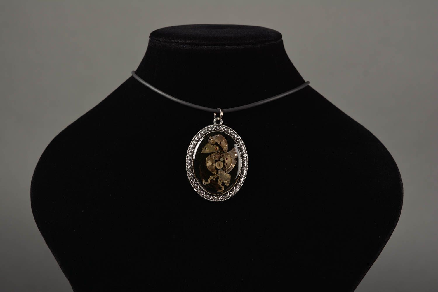 Stylish handmade neck pendant design metal pendant steampunk jewelry photo 2