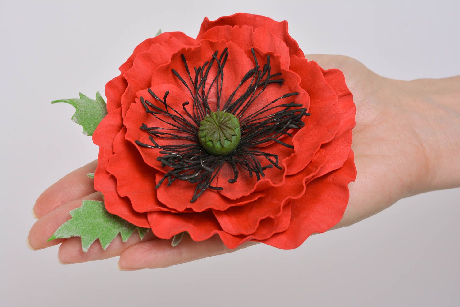Handmade designer hair clip brooch with large plastic suede red poppy flower photo 3