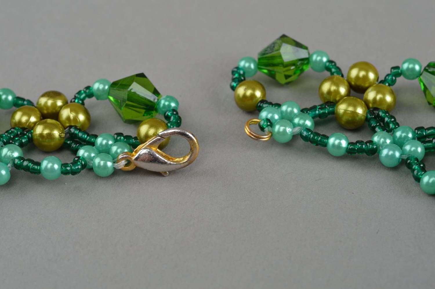 Collar de abalorios y cuentas artesanal en tonos verdes calado original foto 3
