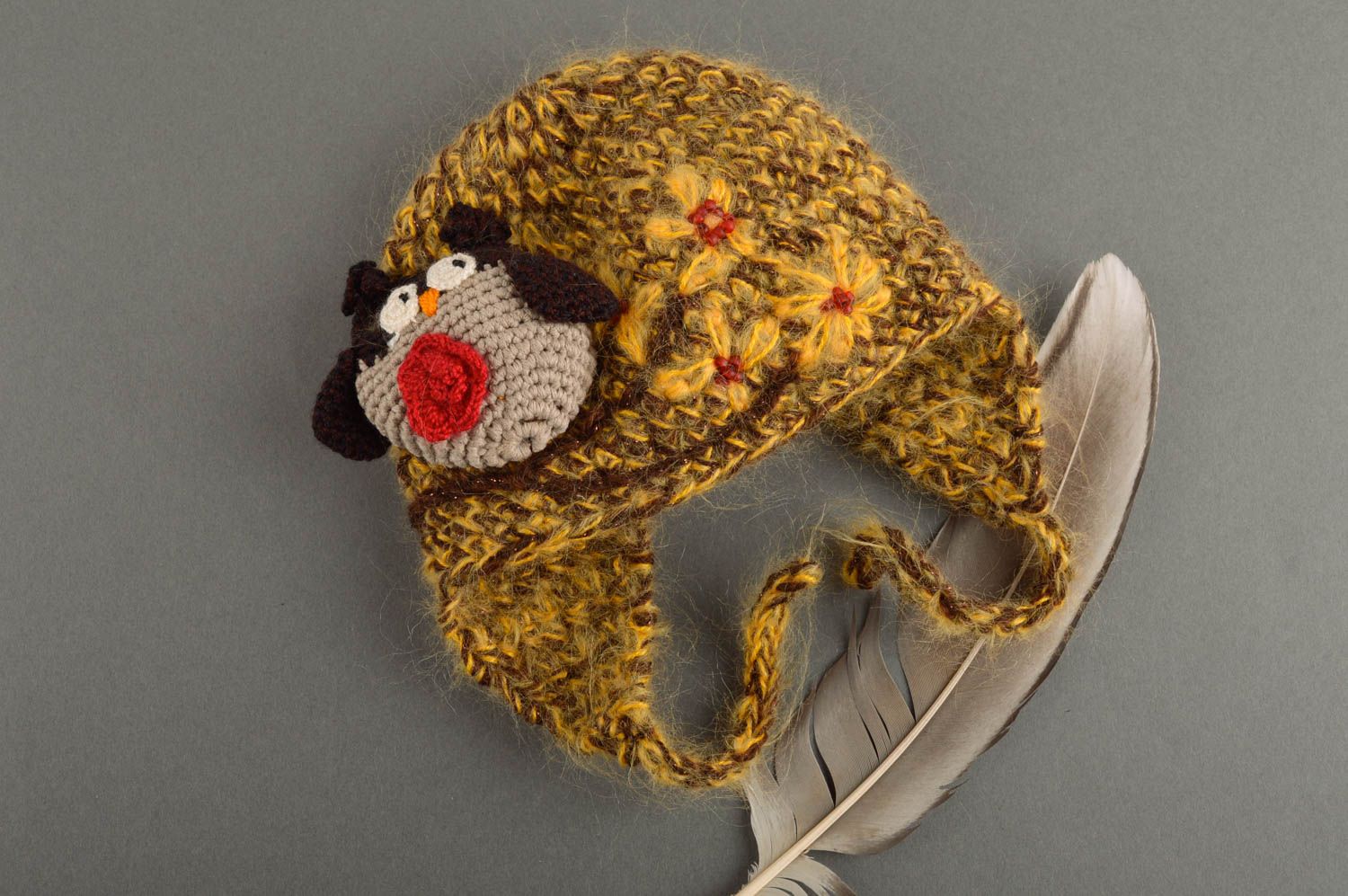 Шапка ручной работы головной убор для детей шапка с ушками украшенная совой фото 1