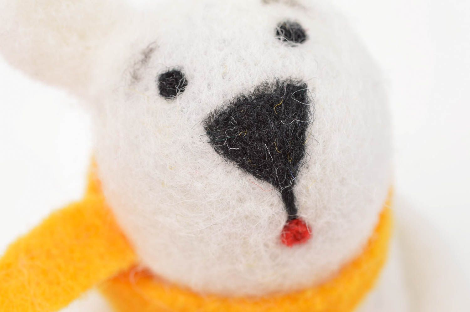 Peluche décorative fait main Jouet en laine Cadeau enfant en forme d'ours blanc photo 5