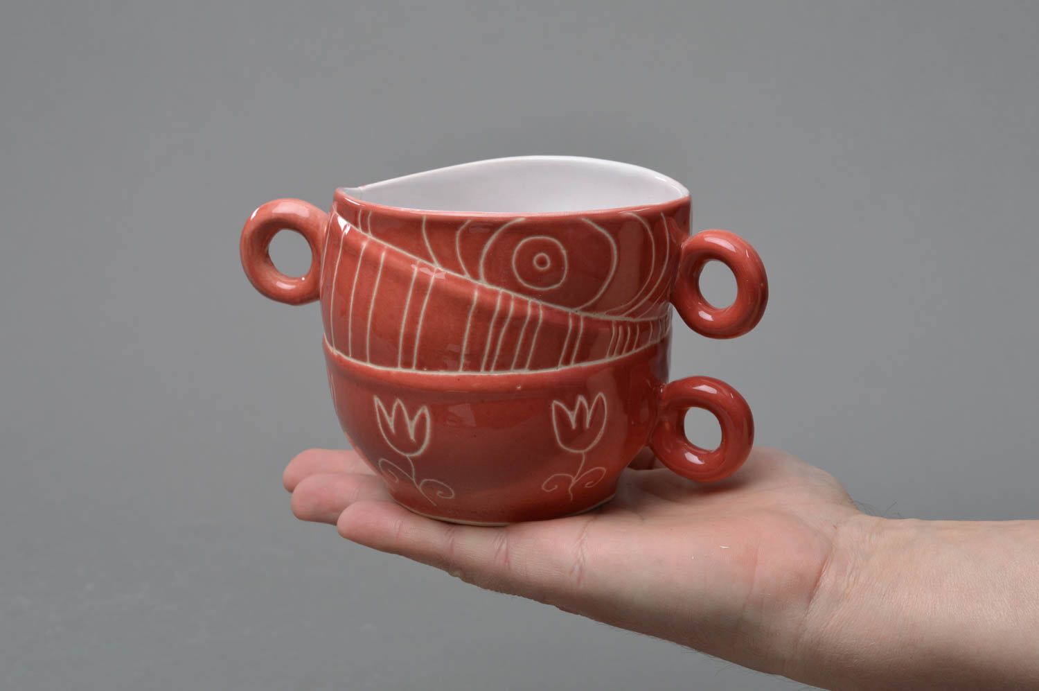 Jolie tasse originale avec fleurs en porcelaine faite main vaisselle peinte photo 4