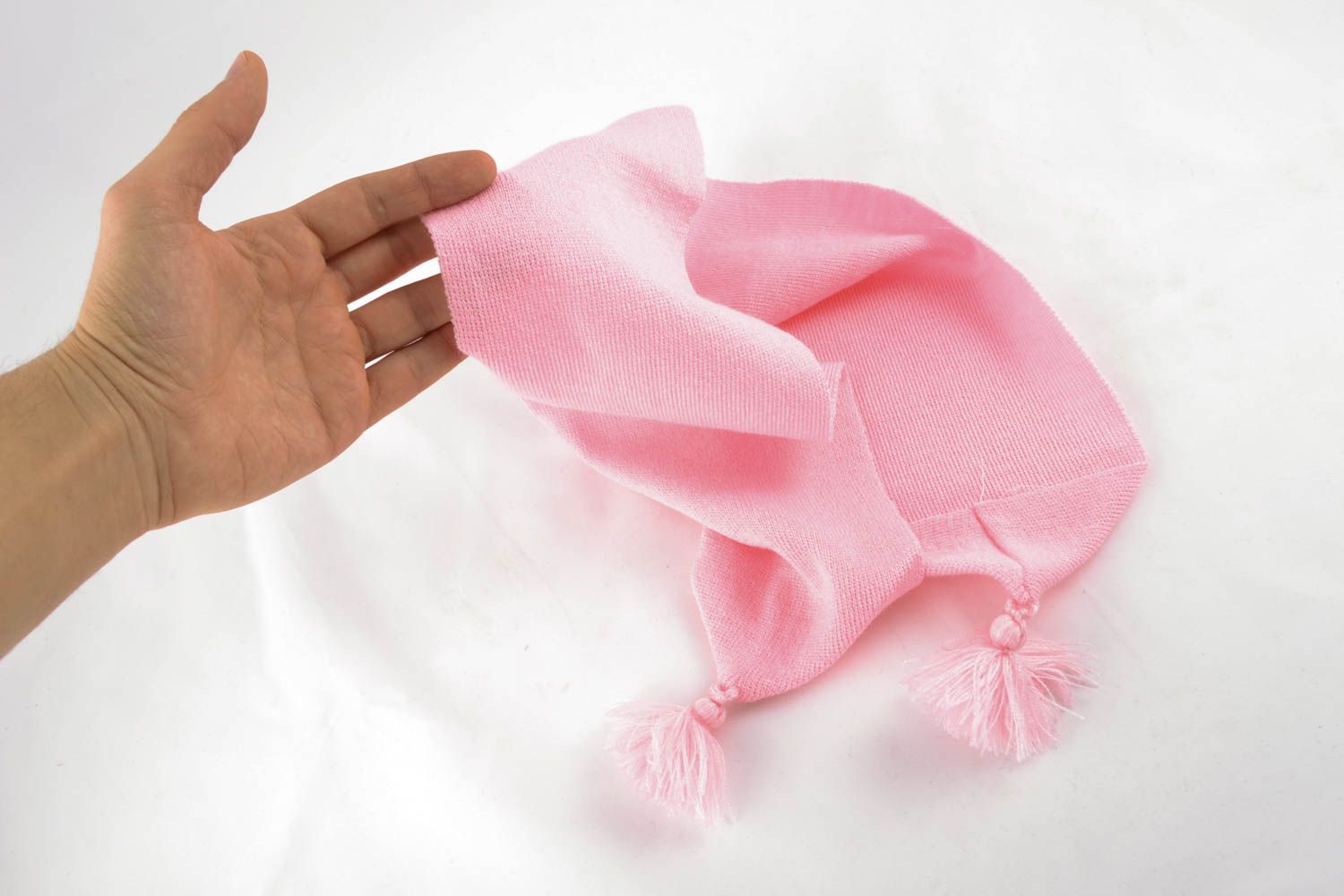 Écharpe rose pour bébé avec gland faite main photo 4