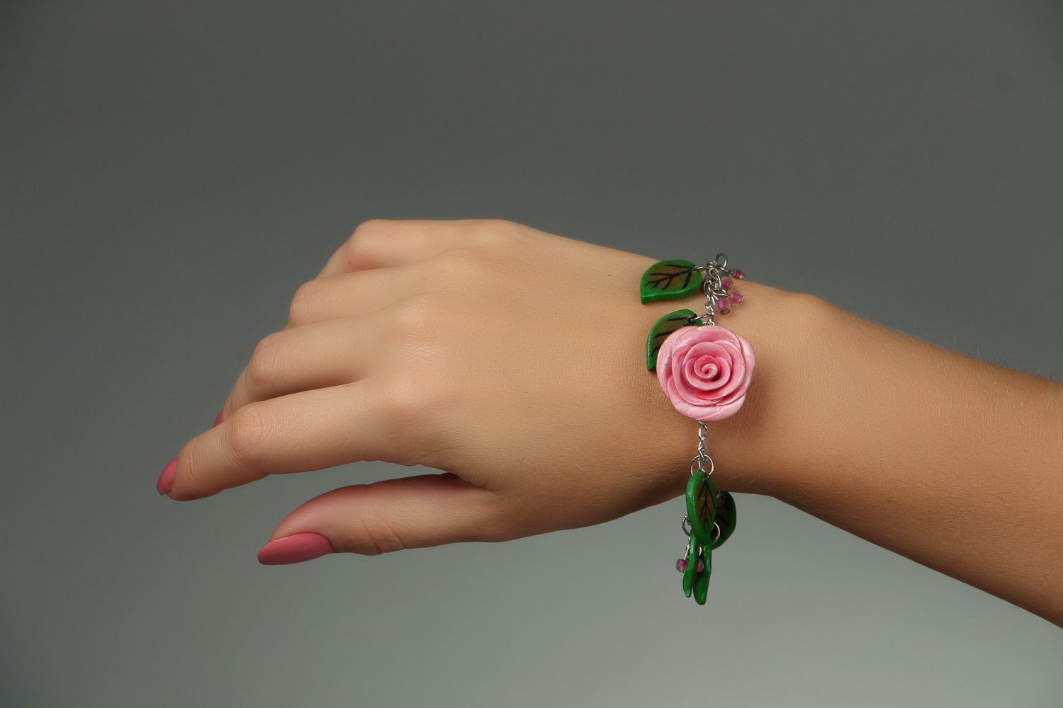 Bracelet fait main en argile polymère Rose photo 4