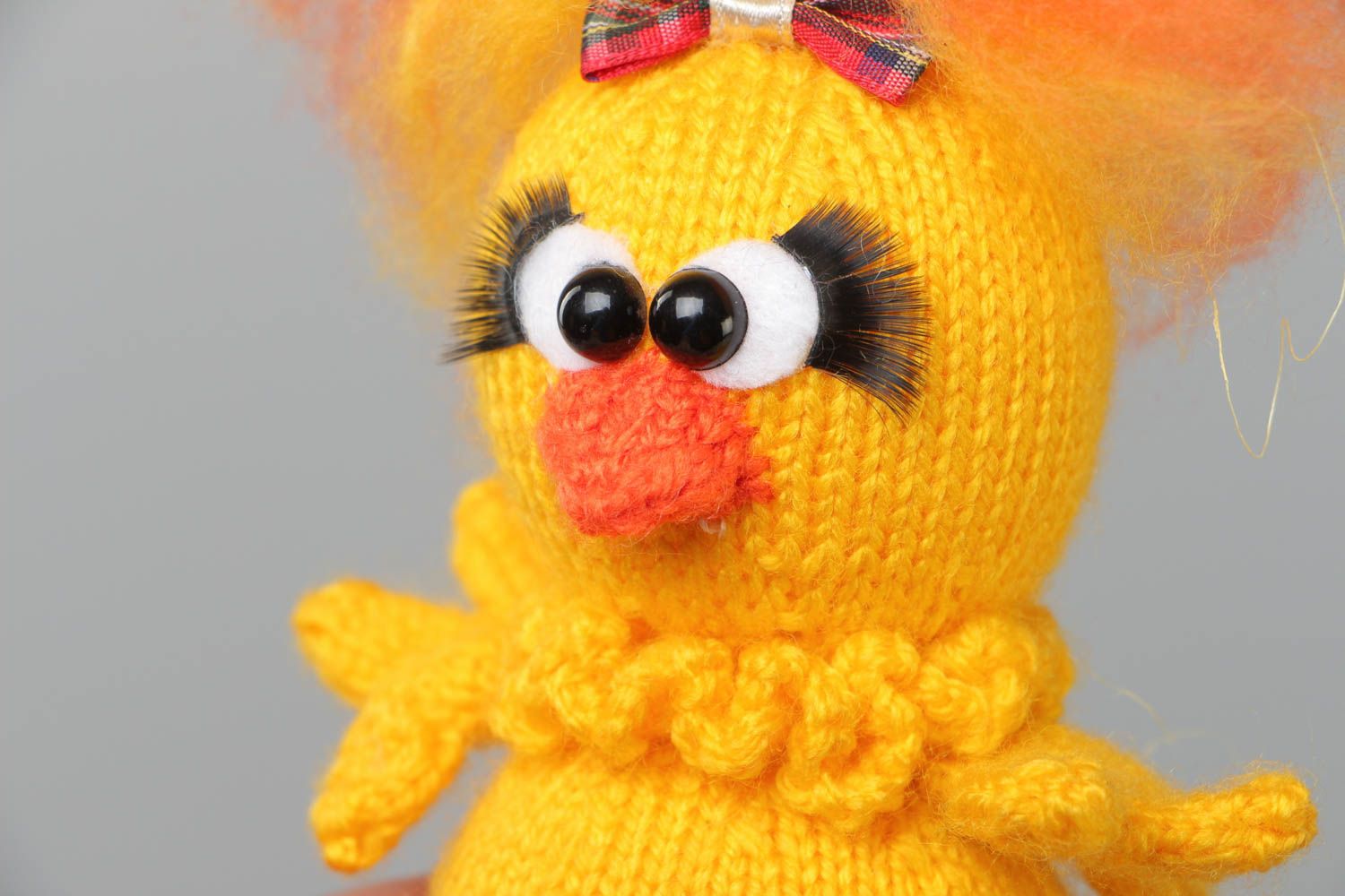 Handmade small soft toy chick knitted of acrylic threads photo 3