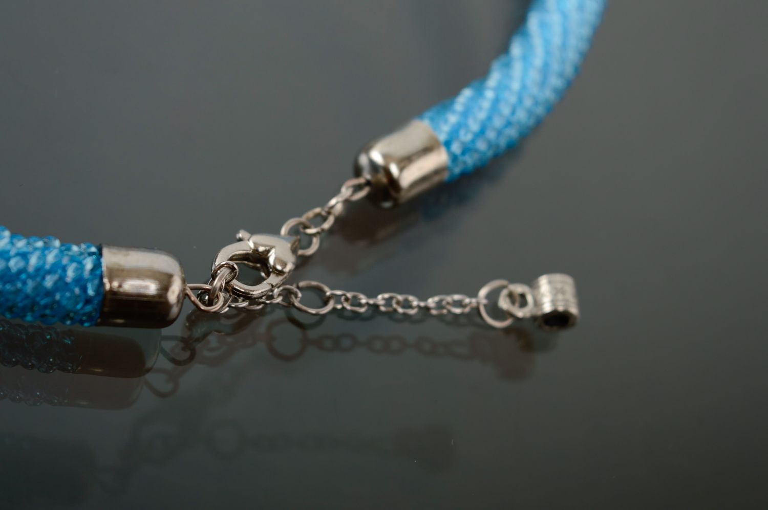 Halskette aus Glasperlen und Jaspis Handarbeit himmelblau foto 3