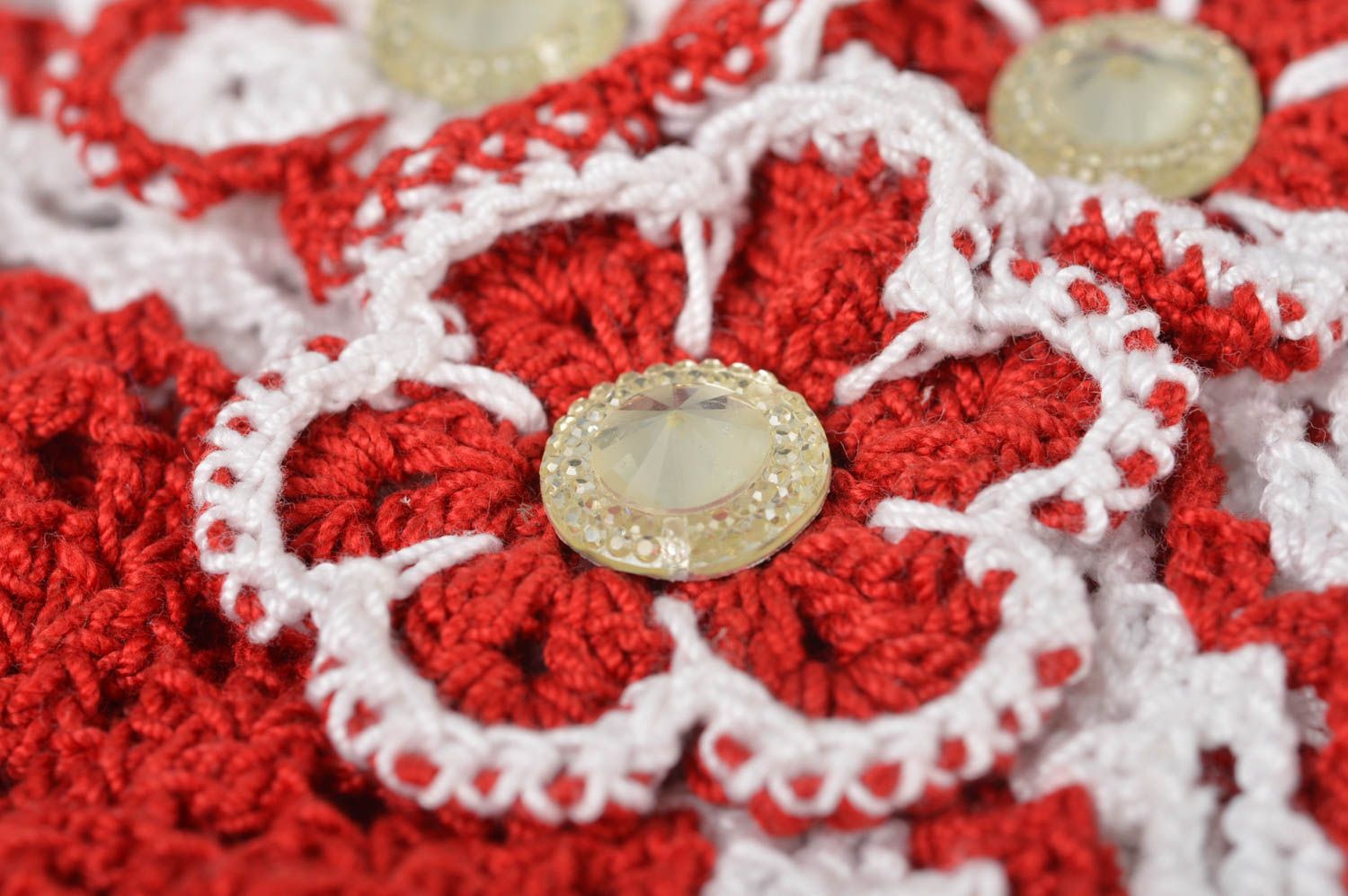 Bonnet tricot fait main Chapeau au crochet Vêtement enfant en coton rouge blanc photo 9
