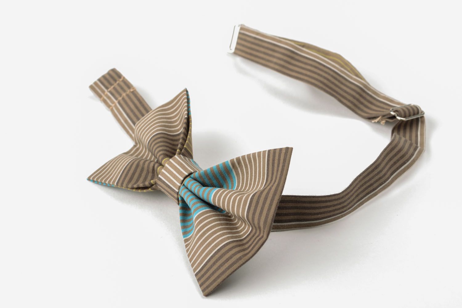 Textile bow tie photo 3