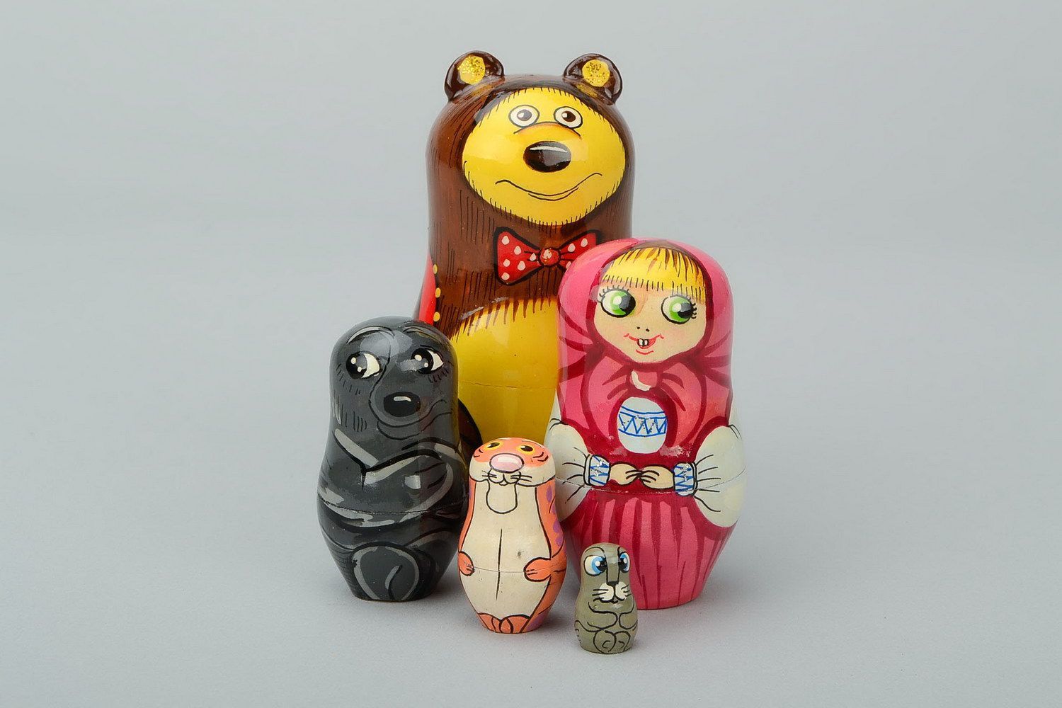 Brinquedo de madeira pintado Masha e o Urso foto 5