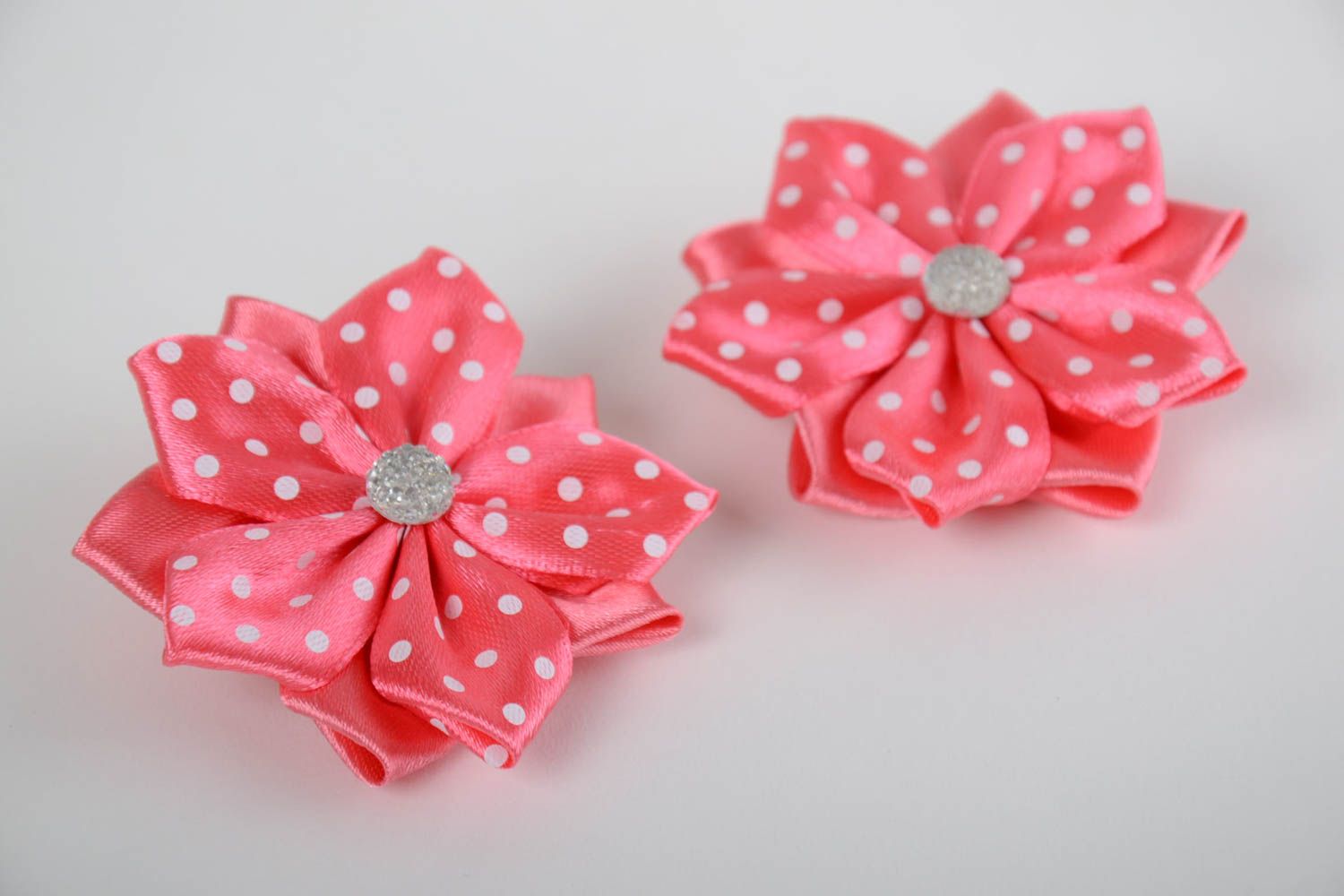 Beautiful children's handmade designer satin ribbon flower barrettes 2 pieces photo 5
