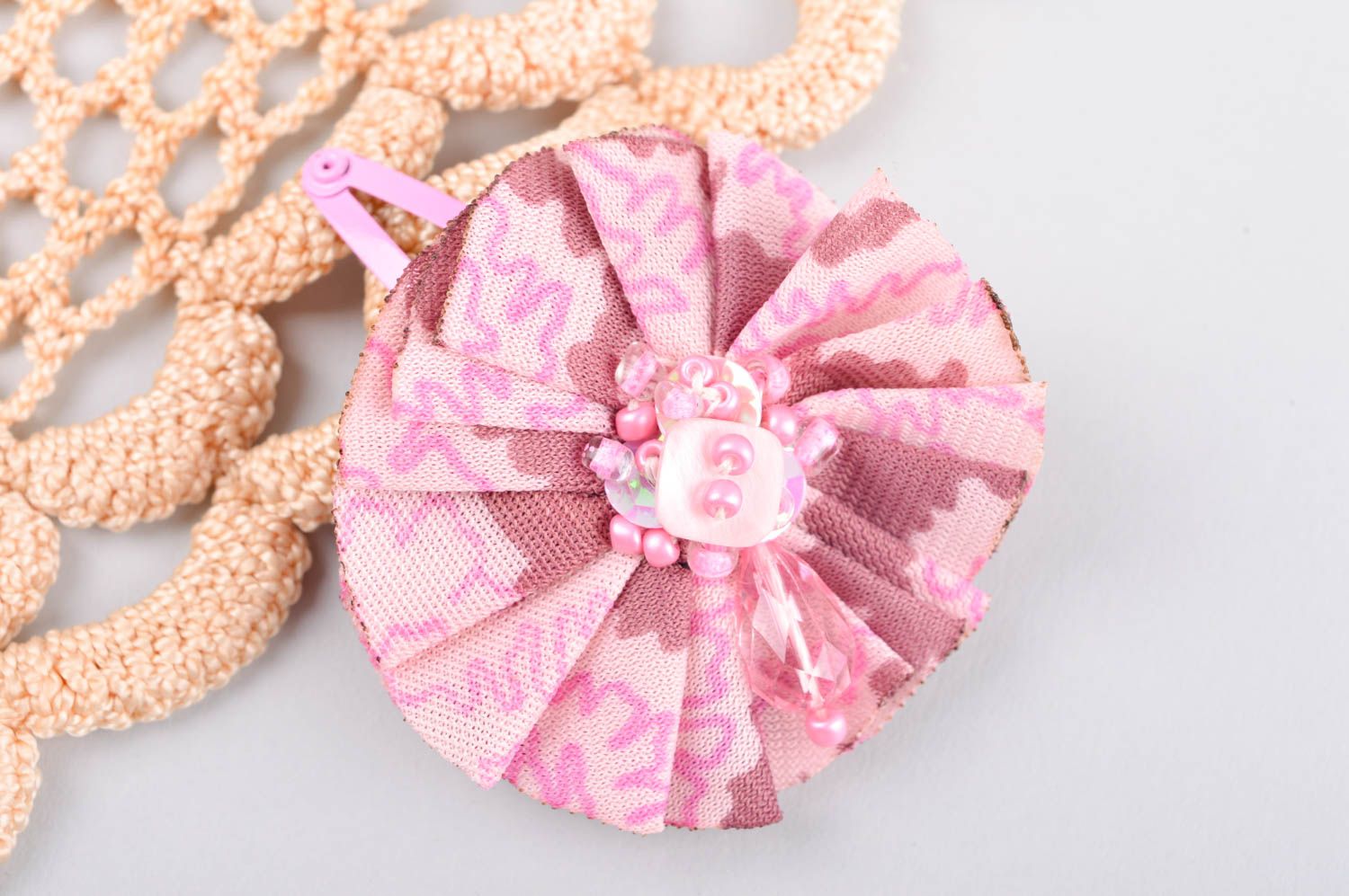 Украшение ручной работы заколка с цветком модная бижутерия розовая воздушная фото 1