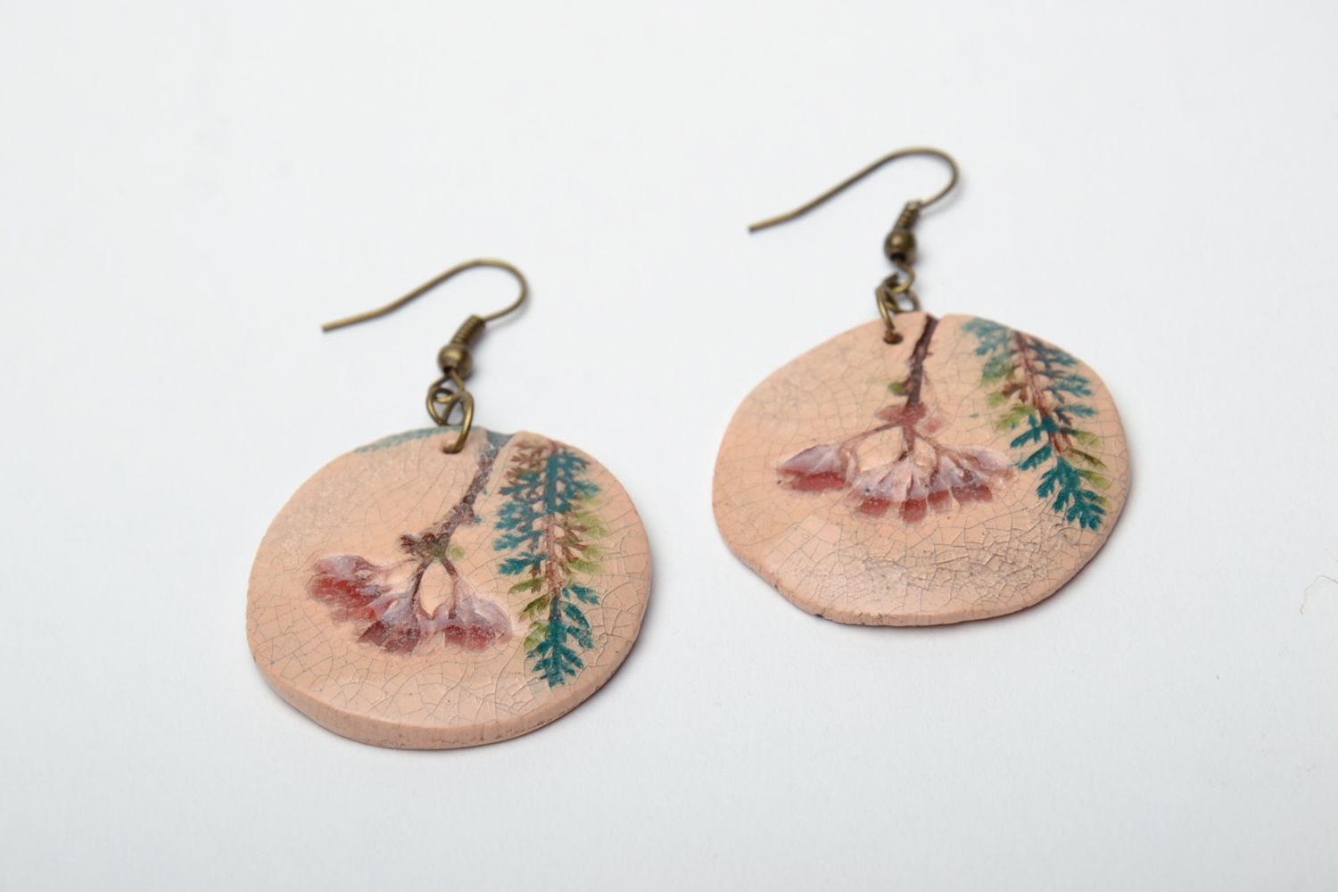 Ceramic earrings with stamp of plants photo 2