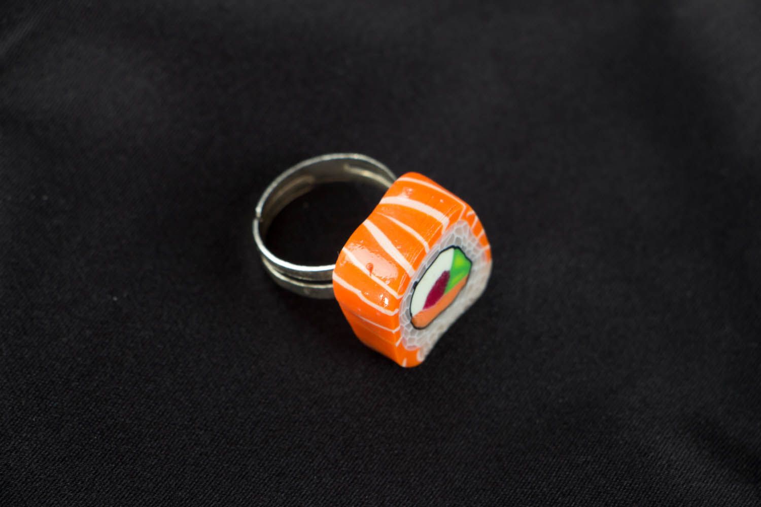Sushi roll ring photo 1