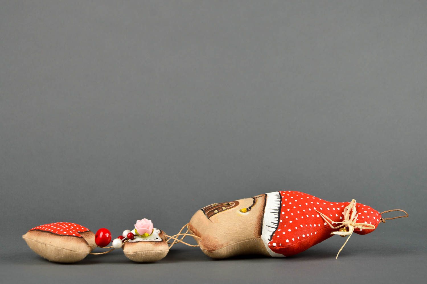Colgante decorativo juguete hecho a mano decoración de casa Casita y corazón foto 3
